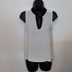 Monteau sleeveless blouse